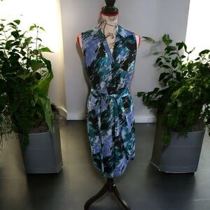 Women’s Sleeveless Dress